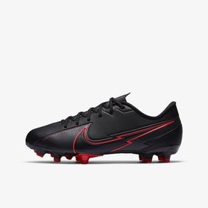 Nike boys Mercurial Soccer cleats, size 5.5